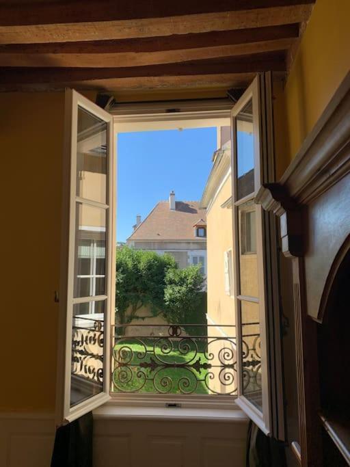 Maison Des Pilastres Au Coeur D'Auxerre Bagian luar foto
